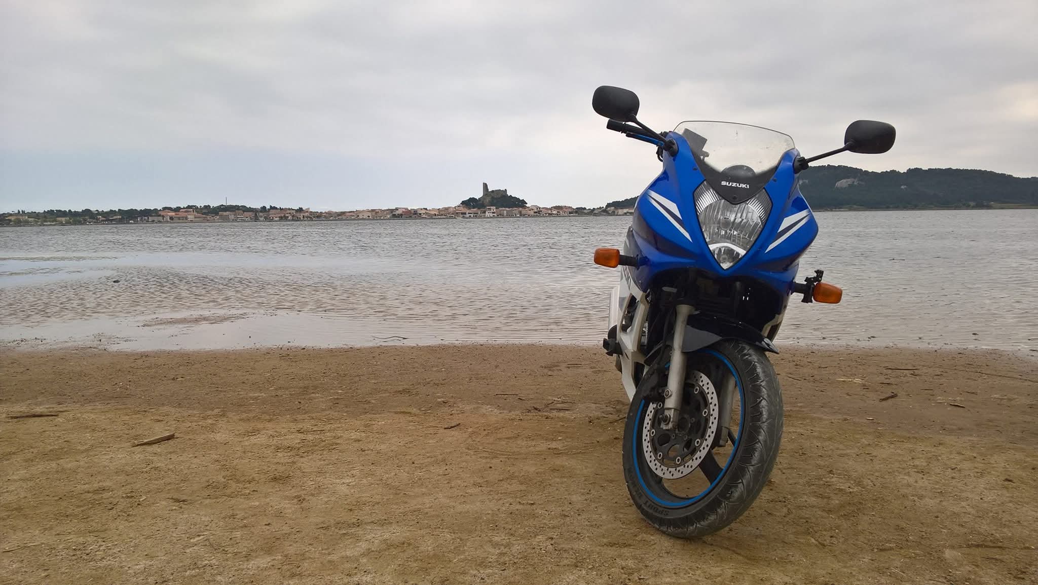 Cuando nos caemos el primer día de viaje y aún quedan 2.400 km… de ida
